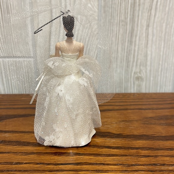 Barbie Wedding Day Hallmark Keepsake Ornament 1997 Edition - Picture 3 of 5